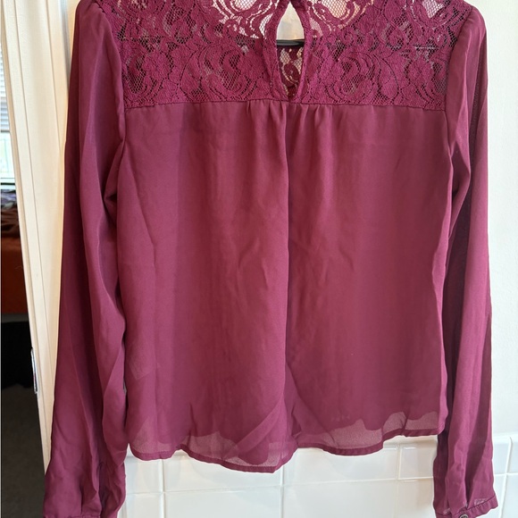 Xhilaration Burgundy Lace Detail Blouse - Picture 3 of 3